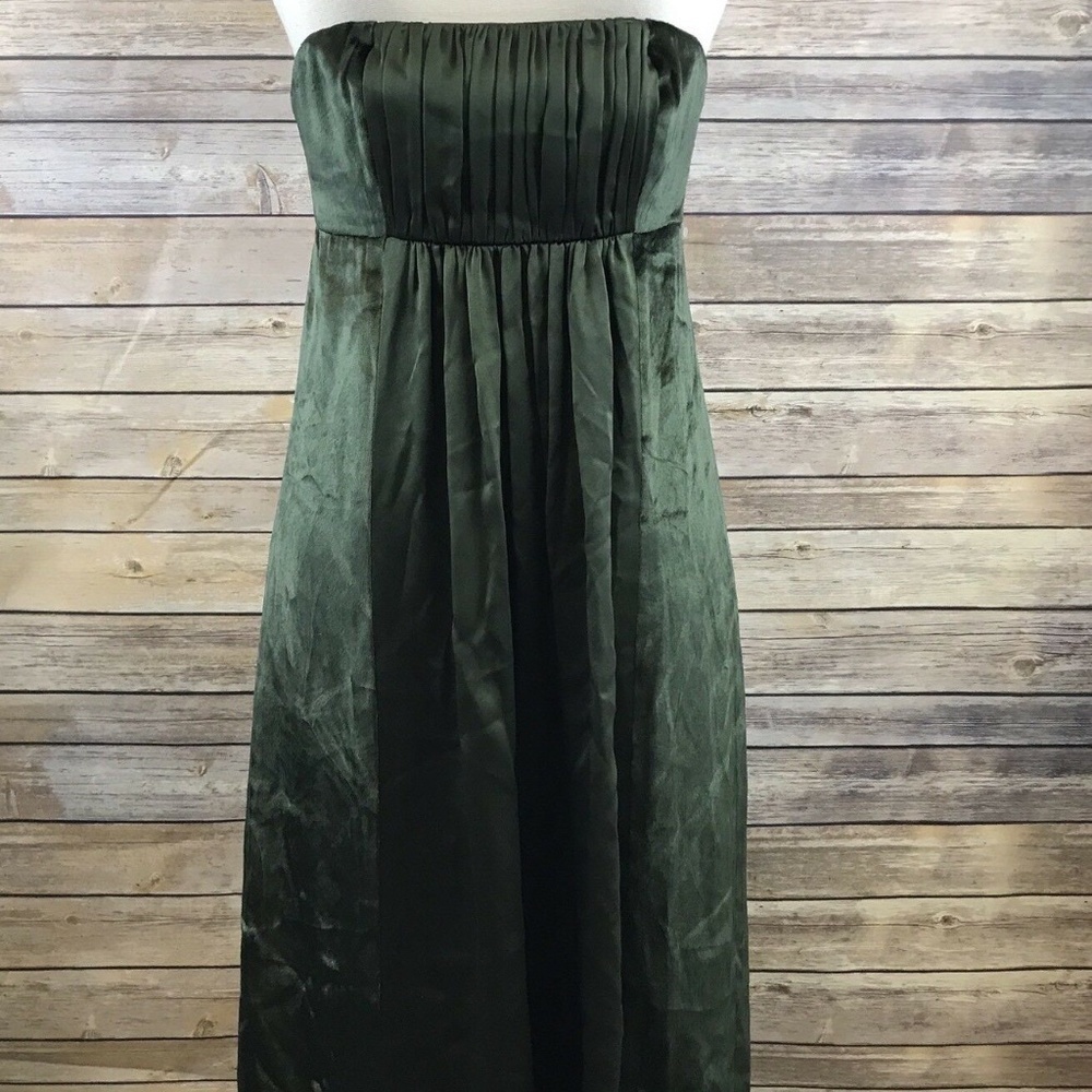 Kay Unger New York strapless Green silk cocktail